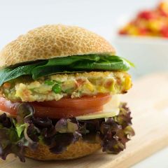 205394C Vegetable Quarter Pounder (Daloon)