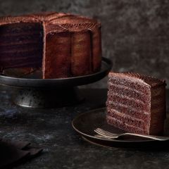 Six Layer Chocolate Fudge Cake (Chefs Selections)