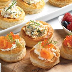 205715C Medium Vol-au-Vents (Jus-Rol)