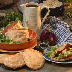 200389C White Pitta Breads (Leicester Bakery)