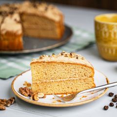 205371C Coffee & Walnut Cake (Chefs Selections)
