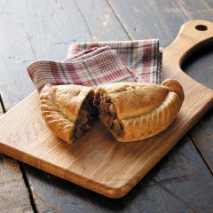 205749C Steak & Ale Pasty (Proper Cornish)