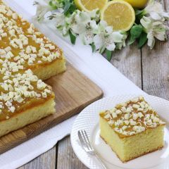 203425C Squidgy Lemon Traycake (Sidoli)