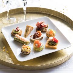 205260C Luxury Temptation Canapes (Tipiak)