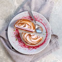 Raspberry Meringue Tartlet (Boncolac)