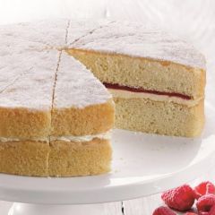 202891C Raspberry Victoria Sponge (Handmade)