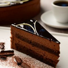 202222C Dark Chocolate Truffle Torte (Chantilly)