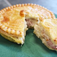 205571C Small Chicken Pie (Pioneer)