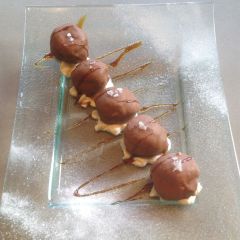 205376C Chocolate Coated Salted Caramel Profiteroles (Hill Valley)