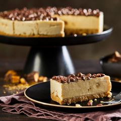 Golden Honeycomb Cheesecake (Chefs Selections)