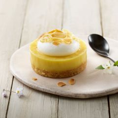 Lemon Meringue Pie Shortbread (Traiteur de Paris)