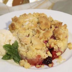 204846C Blackberry & Apple Butter Crumble (Ladybird)