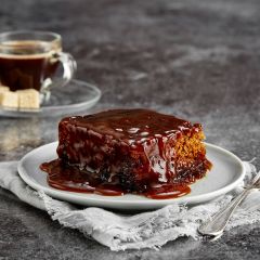 202953C Sticky Toffee Pudding, Butterscotch Sauce (Classic Desserts)