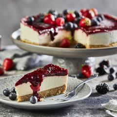 Lemon & Berry Dessert (Chefs Selections)